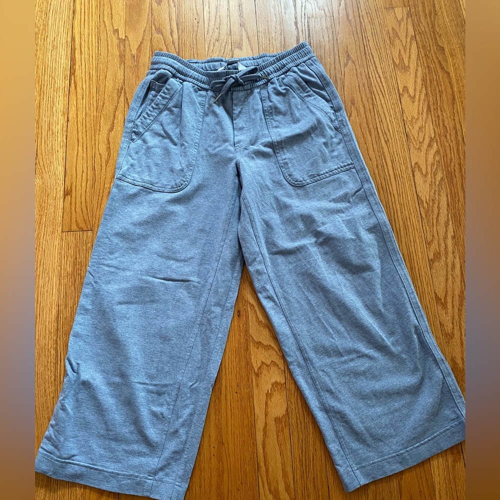 EUC Athleta Farallon Heathered Wide Leg Crop Cotton Pant Light Blue 4